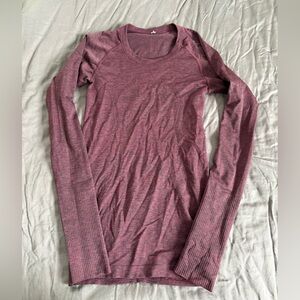 Lululemon swiftly tech long sleeve size 4